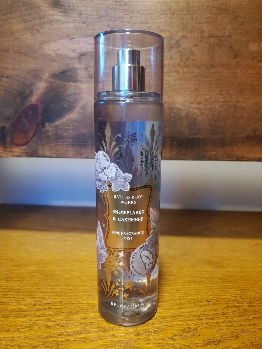 Bath & Body Works Snowflakes & Cashmere Fine Fragrance Mist - Gold/Clear